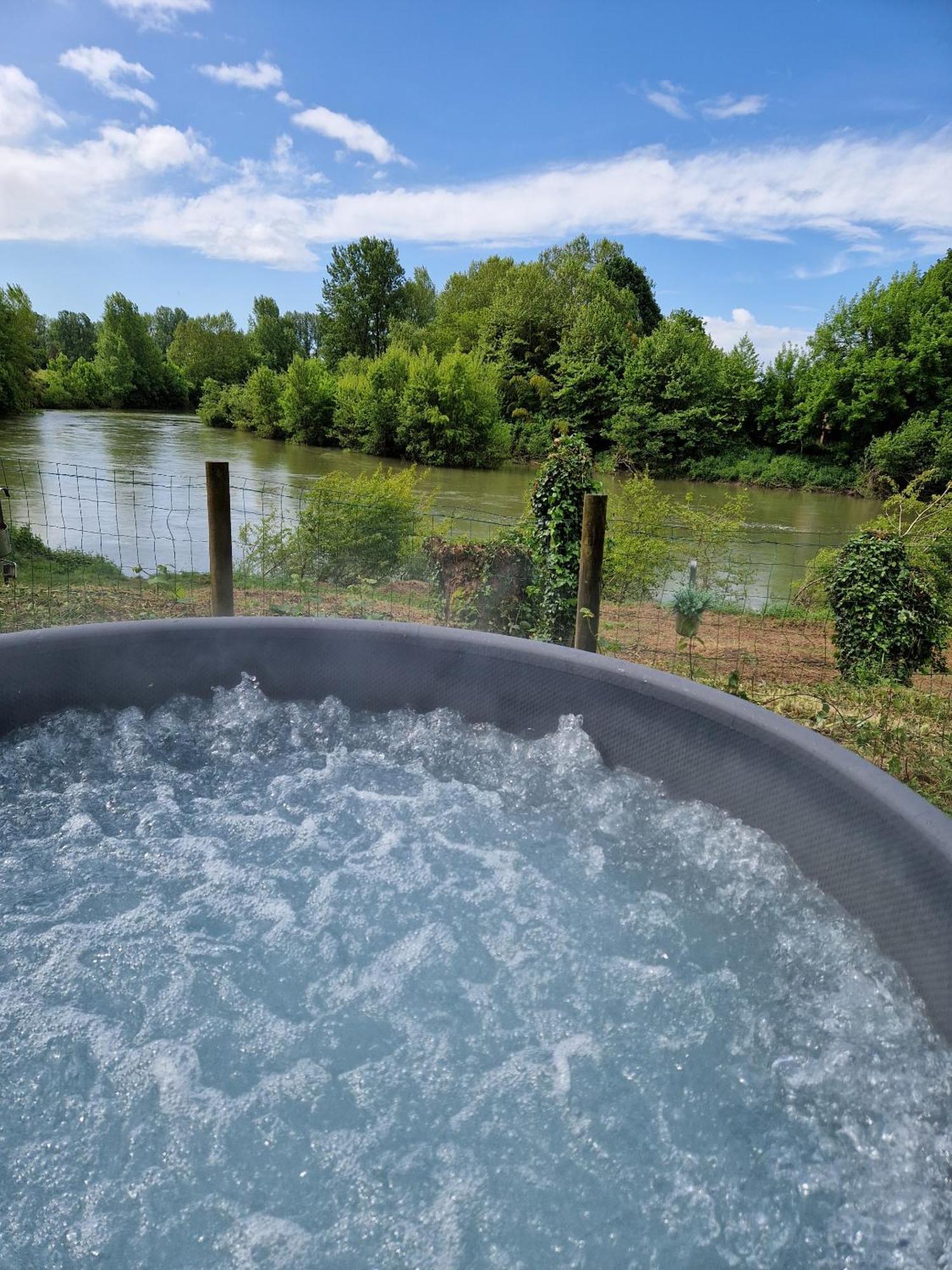 Les Nuits De Cassiopee Bed and Breakfast Sorde-lʼAbbaye Rum bild