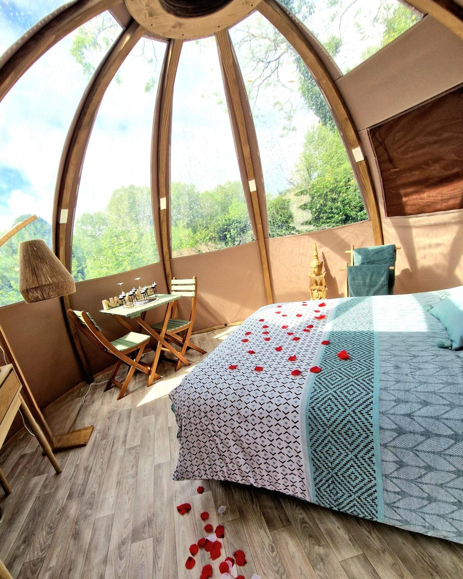 Les Nuits De Cassiopee Bed and Breakfast Sorde-lʼAbbaye Rum bild